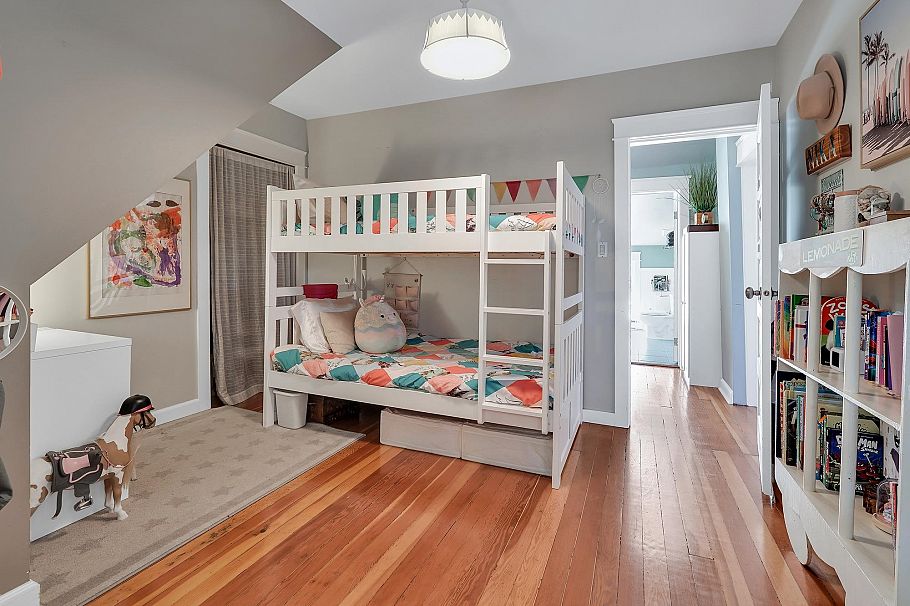 1807 E 35th Avenue Vancouver, BC - 15