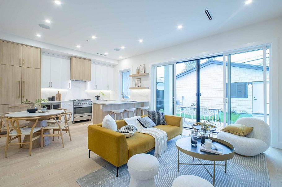 2 2785 W 21 Avenue Vancouver, BC - 4