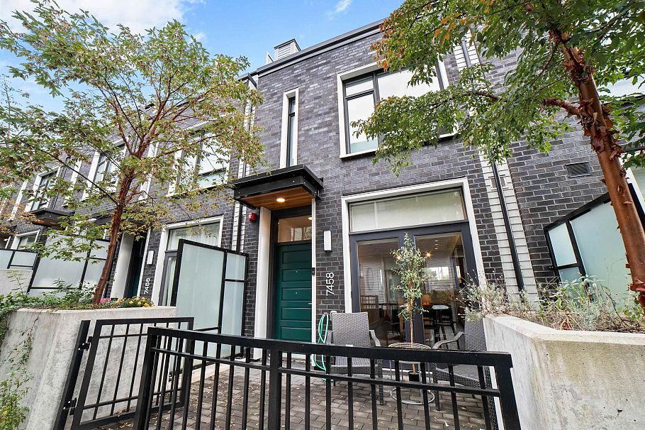 7458 Granville Street Vancouver, BC - 1