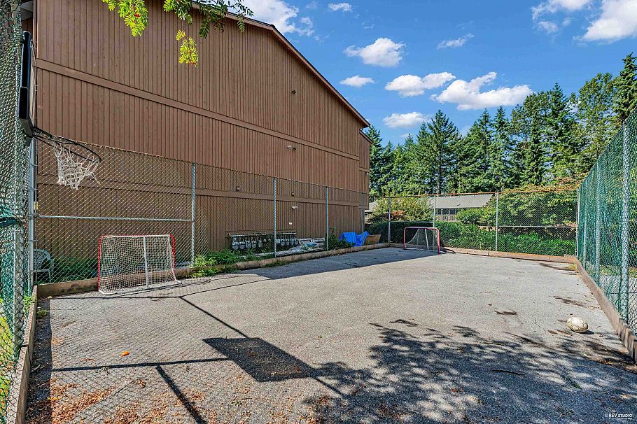 1854 Purcell Way North Vancouver, BC - 27