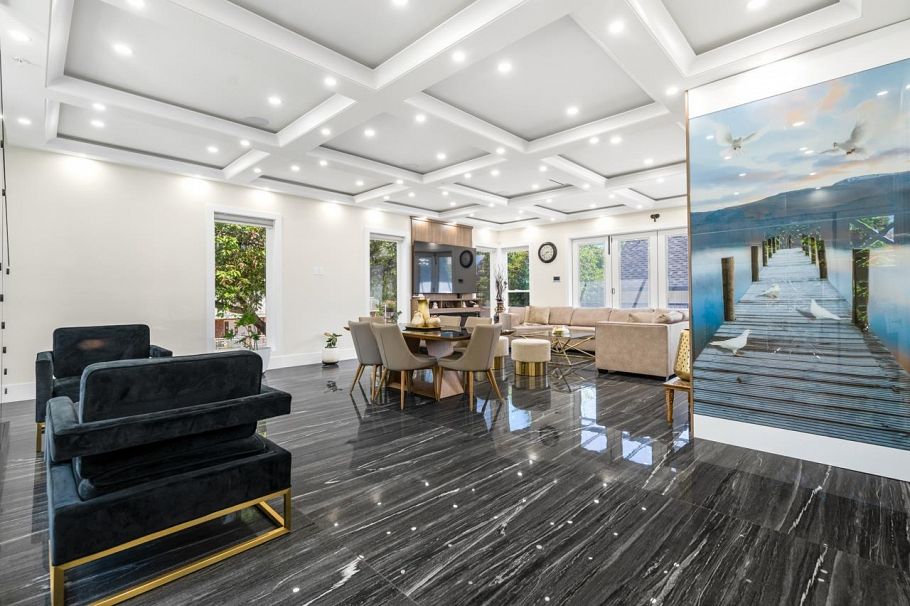 2798 E 43rd Avenue Vancouver, BC - 9