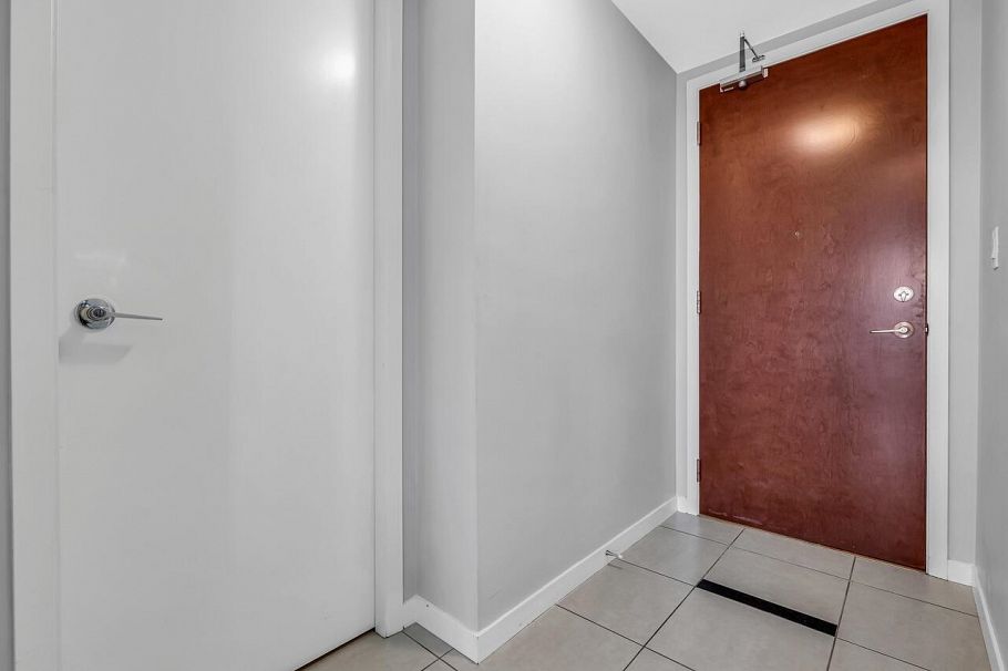 2006 2345 Madison Avenue Burnaby, BC - 24