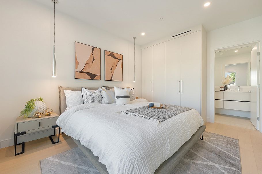 1 6933 Prince Edward Street Vancouver, BC - 21