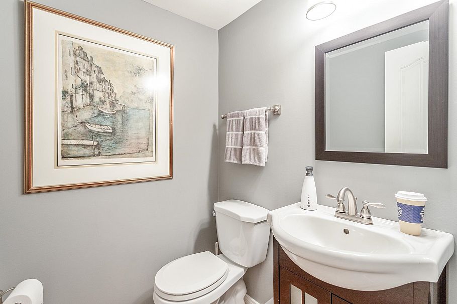 36 1925 Indian River Crescent North Vancouver, BC - 20