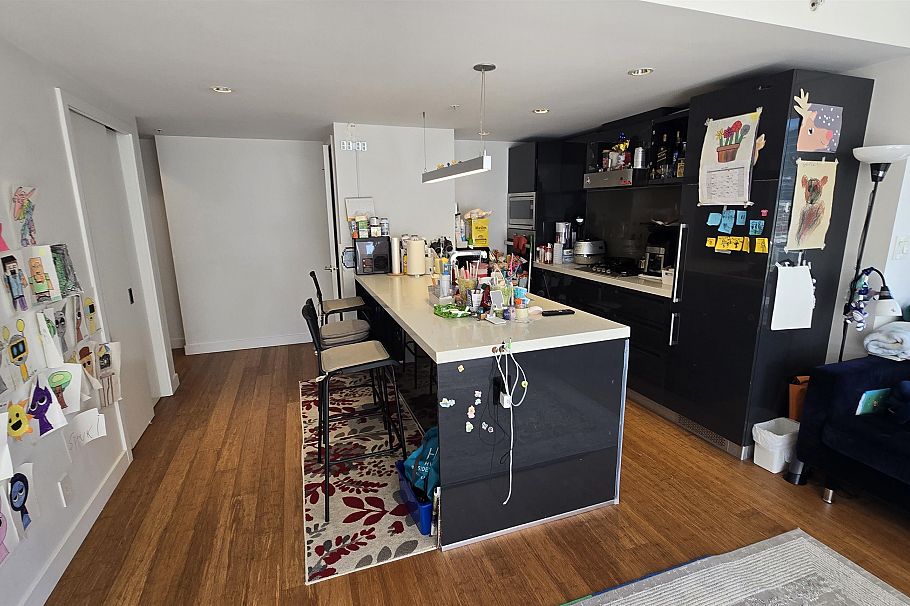 809 777 Richards Street Vancouver, BC - 10