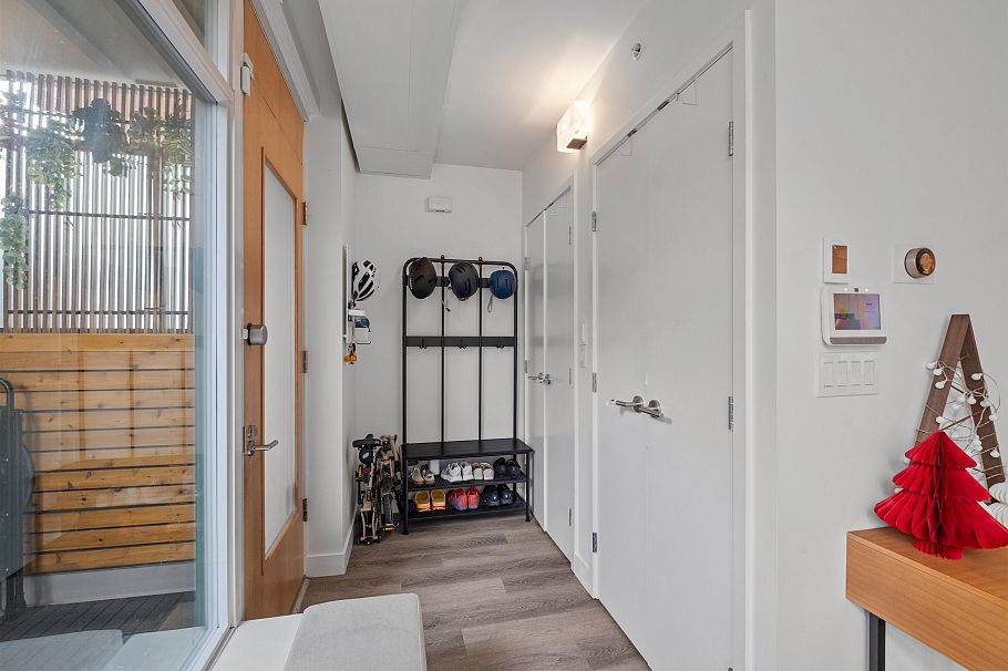 2405 Heather Street Vancouver, BC - 24