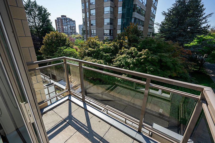 306 2128 W 40th Avenue Vancouver, BC - 14