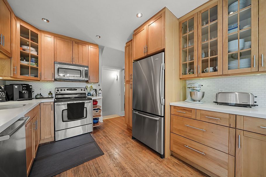 1556 Kamloops Street Vancouver, BC - 8
