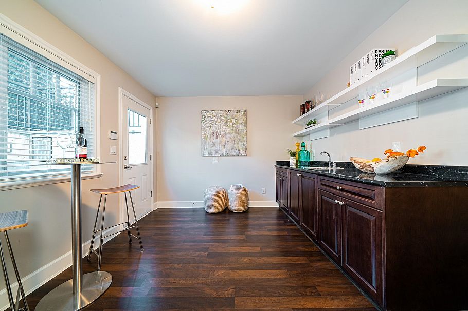 4633 W 7th Avenue Vancouver, BC - 29