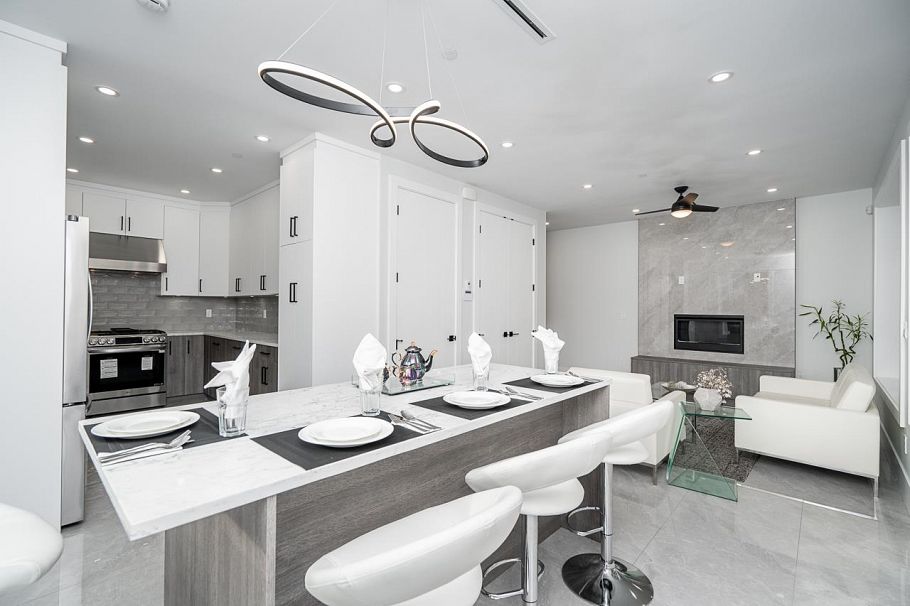 2 1905 E 36th Avenue Vancouver, BC - 9