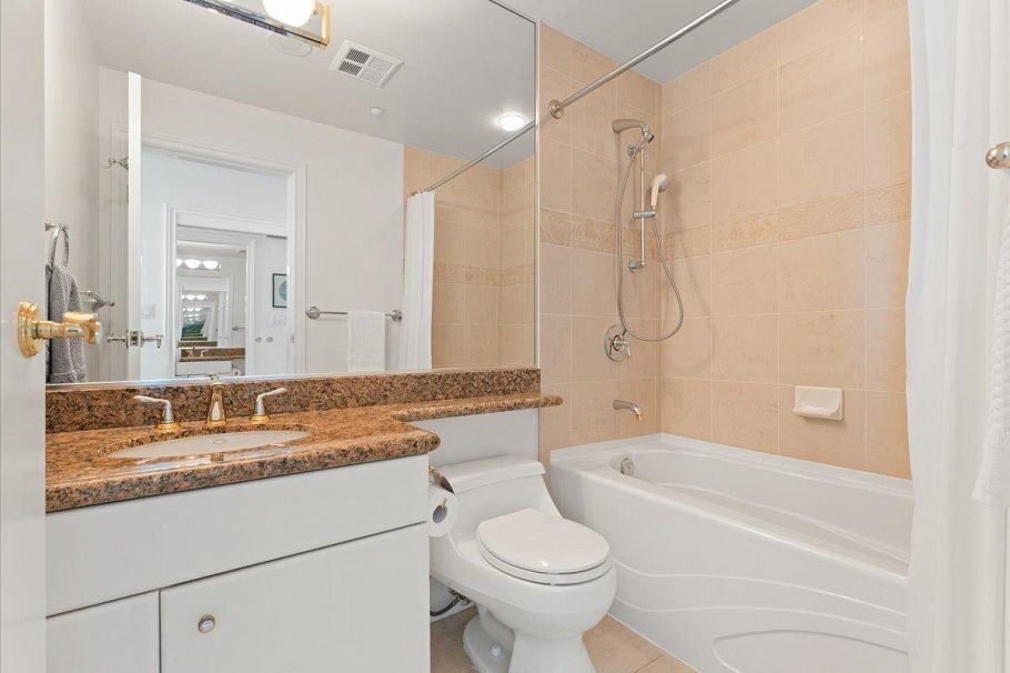 205 1717 Bayshore Drive Vancouver, BC - 25