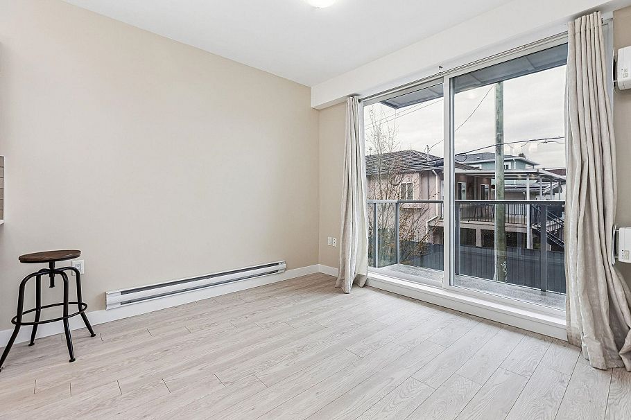 212 1838 Renfrew Street Vancouver, BC - 14