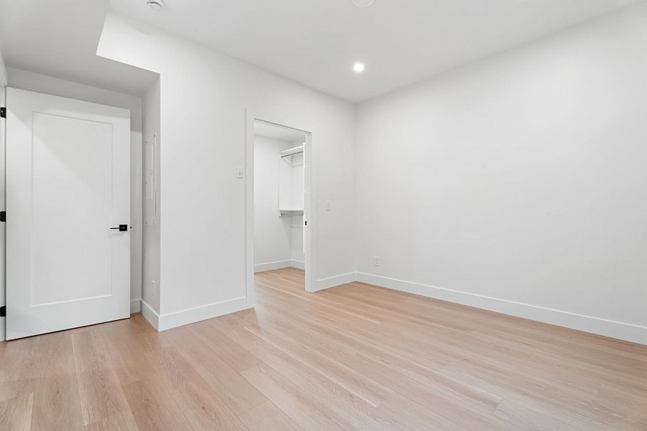 5875 Culloden Street Vancouver, BC - 13