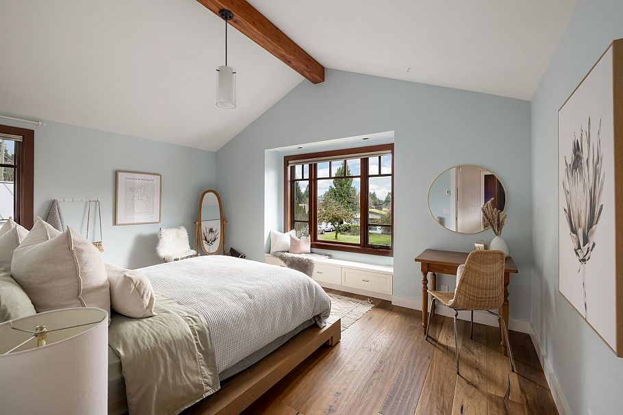 986 Tudor Avenue North Vancouver, BC - 33