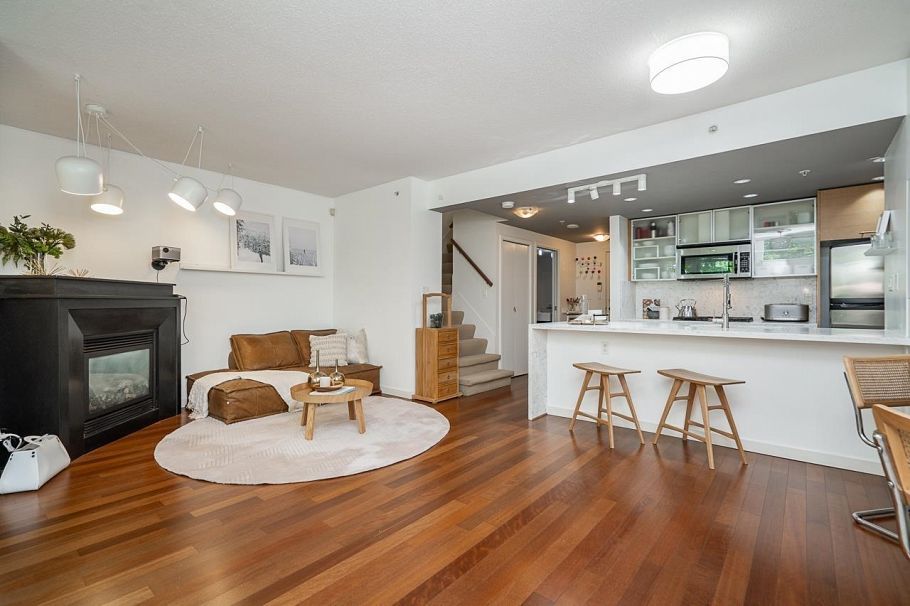 106 980 Cooperage Way Vancouver, BC - 9