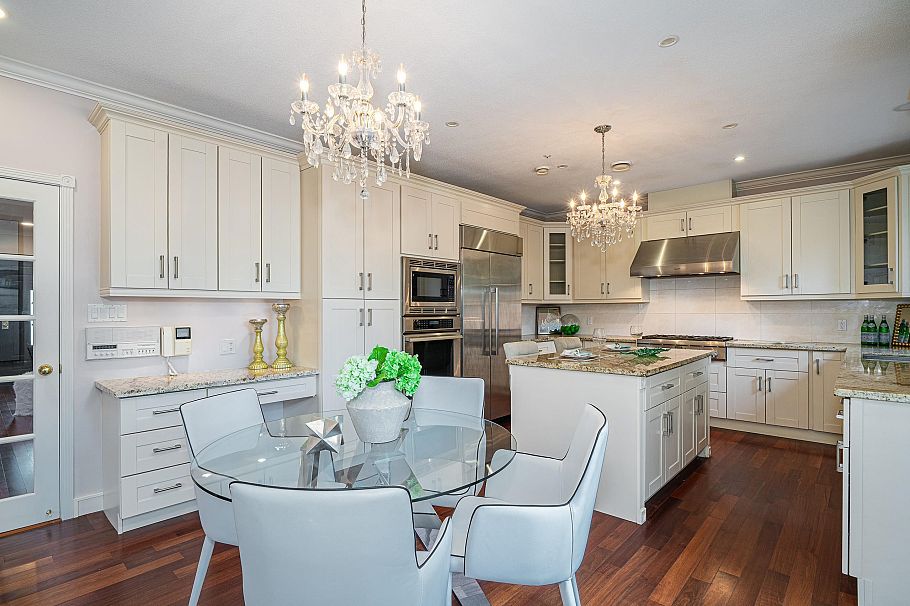 4255 W 15th Avenue Vancouver, BC - 13