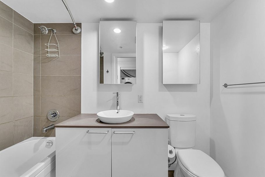 205 128 W Cordova Street Vancouver, BC - 9