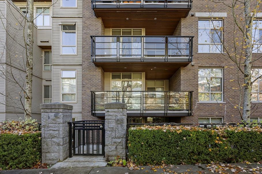 204 6333 Larkin Drive Vancouver, BC - 23