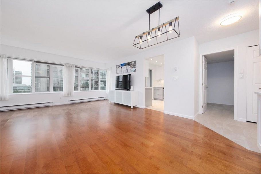 903 1555 Eastern Avenue North Vancouver, BC - 4