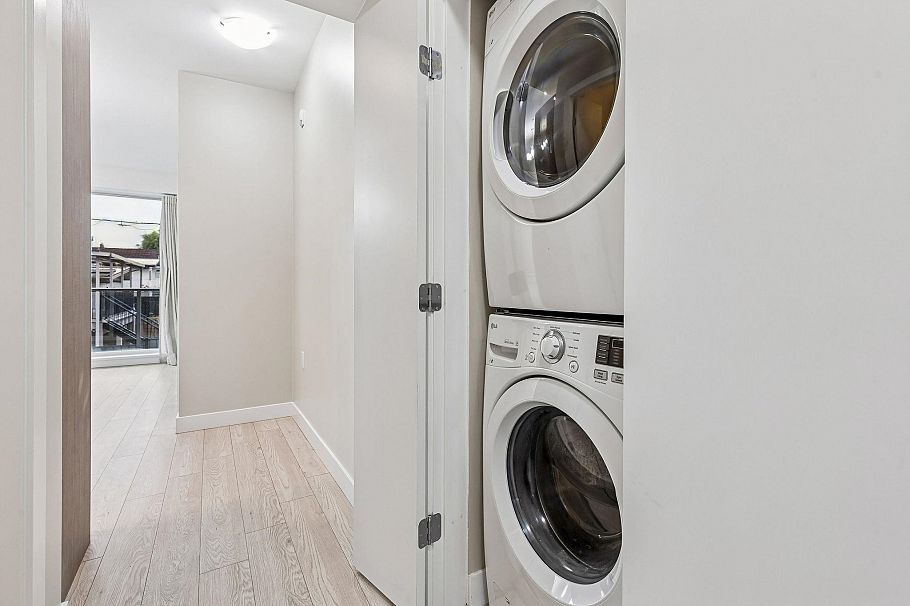 212 1838 Renfrew Street Vancouver, BC - 26