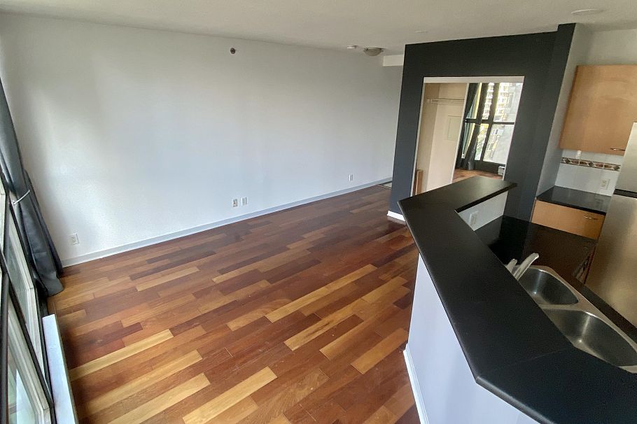 905 1367 Alberni Street Vancouver, BC - 7