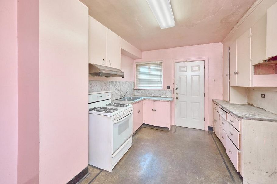 4307 Nanaimo Street Vancouver, BC - 28