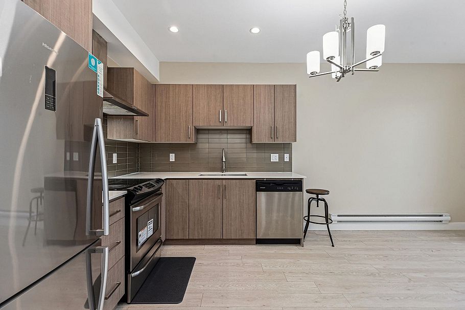 212 1838 Renfrew Street Vancouver, BC - 7