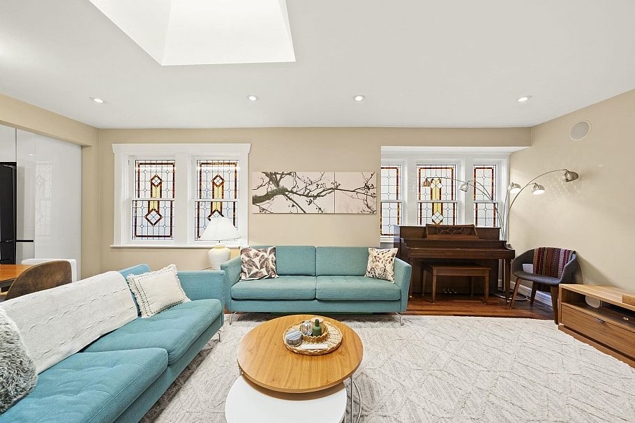 2340 Chesterfield Avenue North Vancouver, BC - 3