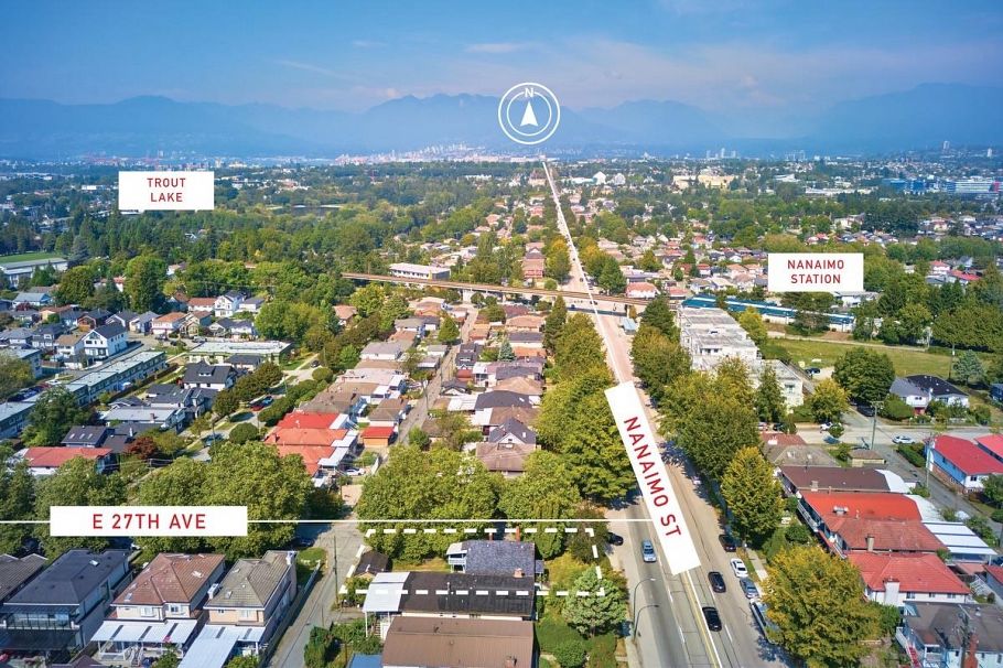 4307 Nanaimo Street Vancouver, BC - 5