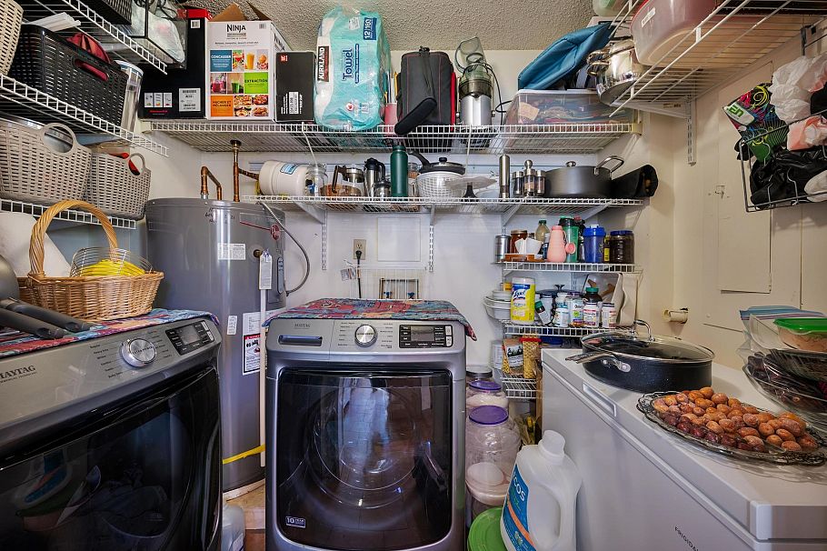 203 1845 Robson Street Vancouver, BC - 25