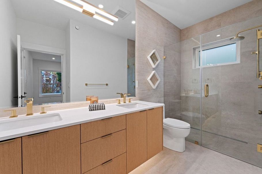 1 4549 W 11th Avenue Vancouver, BC - 17