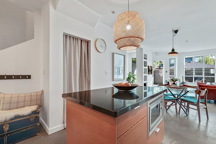 122 3440 W Broadway Vancouver, BC - 6