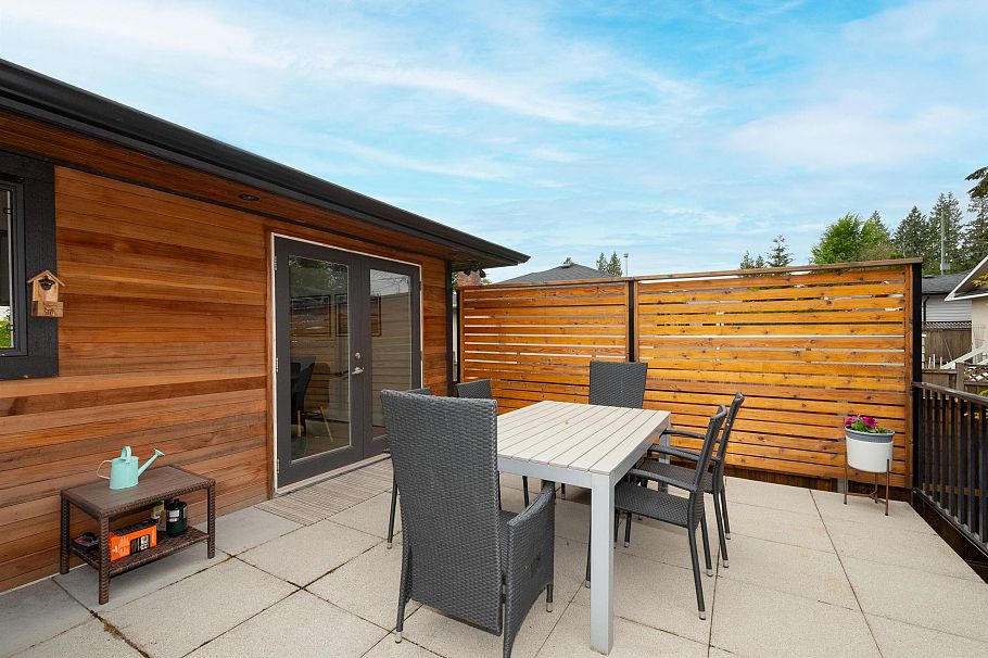 328 E 22nd Street North Vancouver, BC - 27