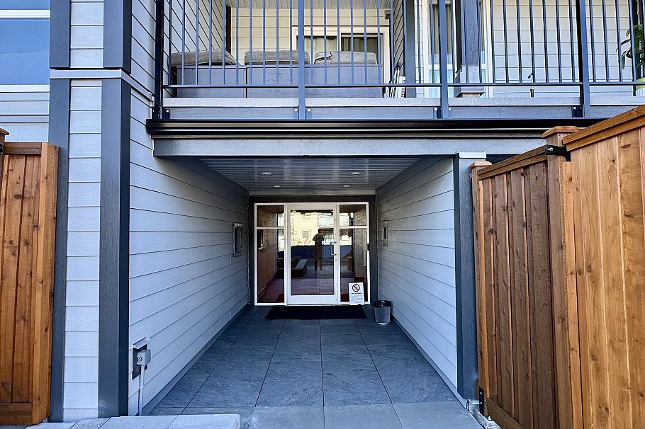 215 808 8th Avenue Vancouver, BC - 25