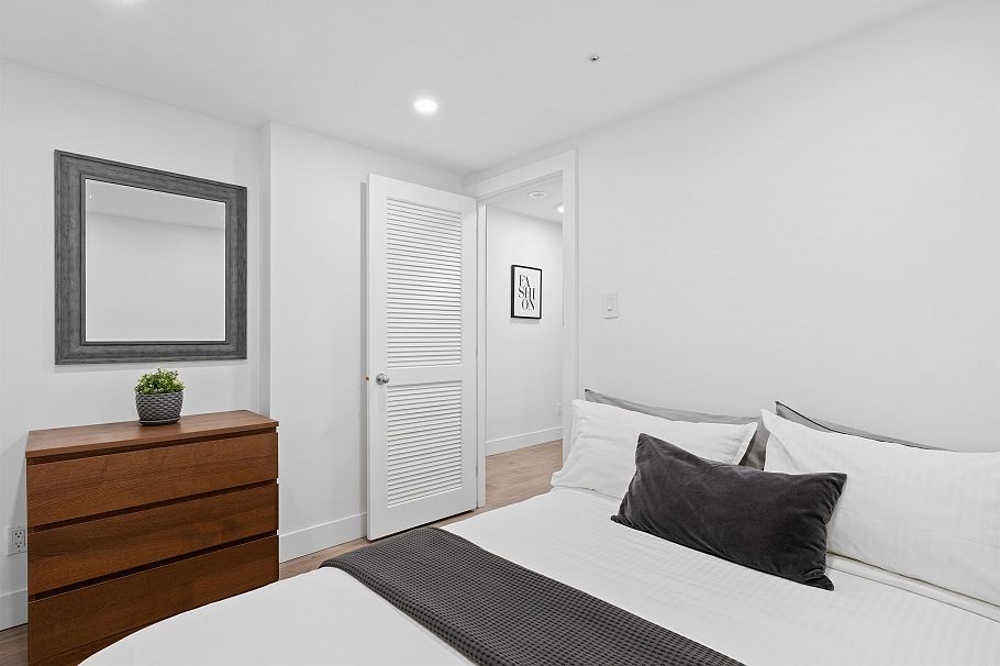 312 555 Abbott  Street Street Vancouver, BC - 19