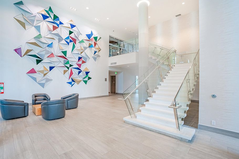 1705 1500 Fern Street North Vancouver, BC - 17