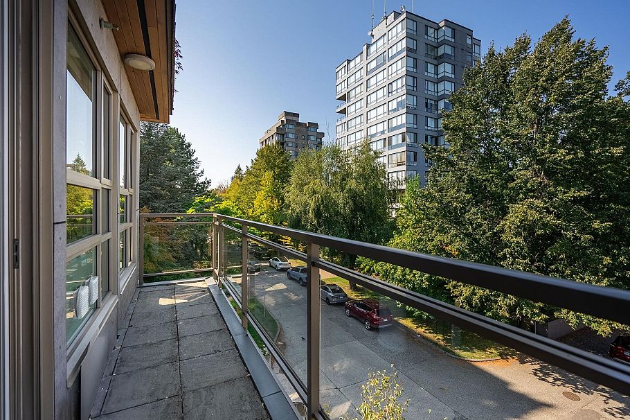 306 2128 W 40th Avenue Vancouver, BC - 13