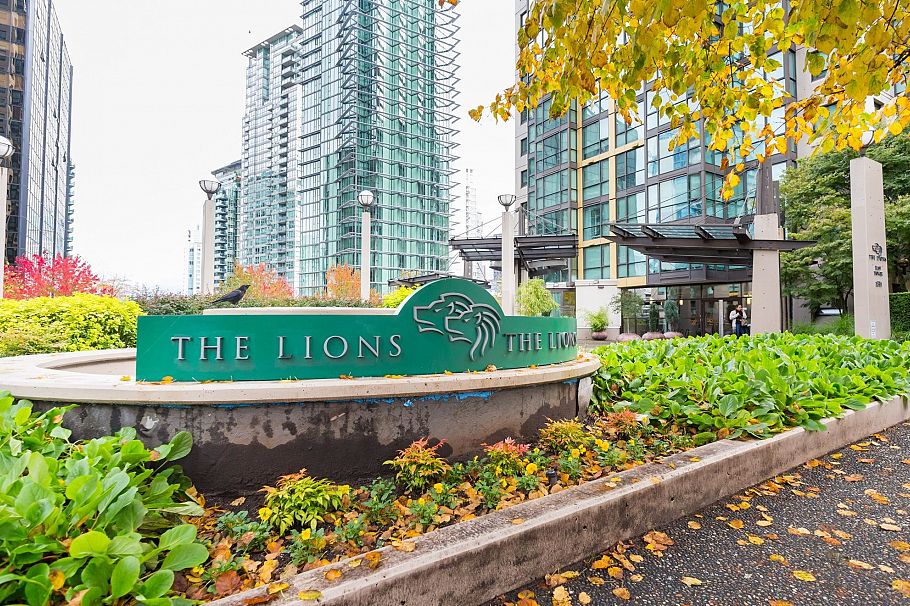 2007 1331 Alberni Street Vancouver, BC - 1