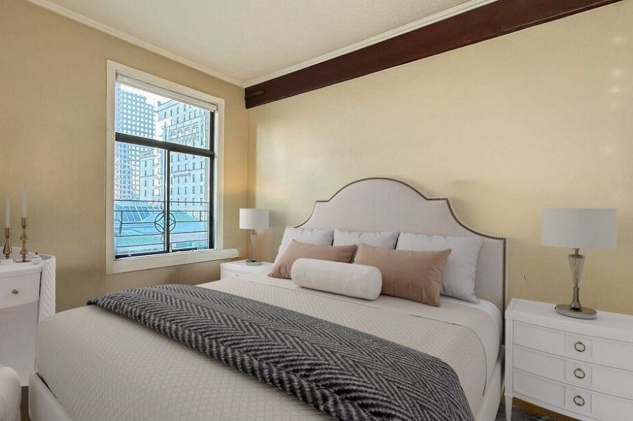 64 777 Burrard Street Vancouver, BC - 5