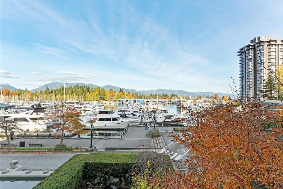 205 1717 Bayshore Drive Vancouver, BC - 19