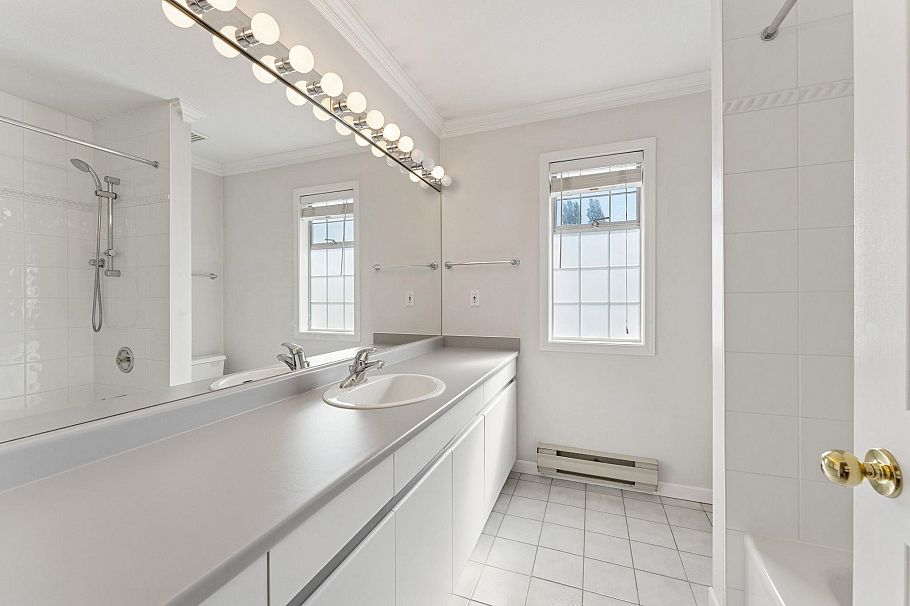 3908 Blantyre Place North Vancouver, BC - 19