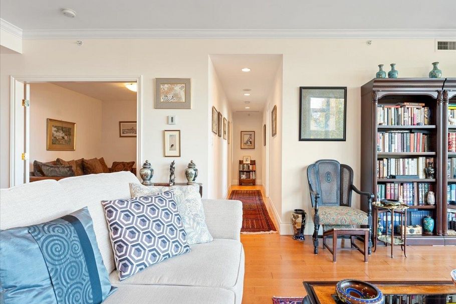 205 1717 Bayshore Drive Vancouver, BC - 16