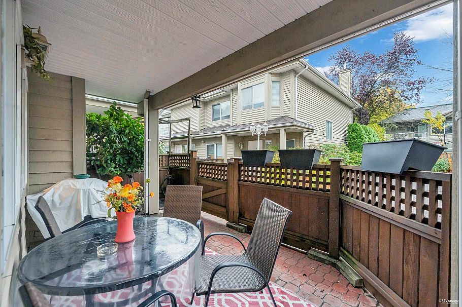 8 815 Tobruck Avenue North Vancouver, BC - 15