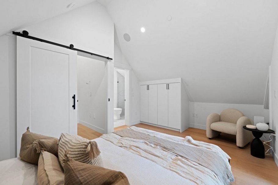 1 4549 W 11th Avenue Vancouver, BC - 19