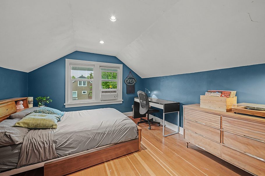 1556 Kamloops Street Vancouver, BC - 18