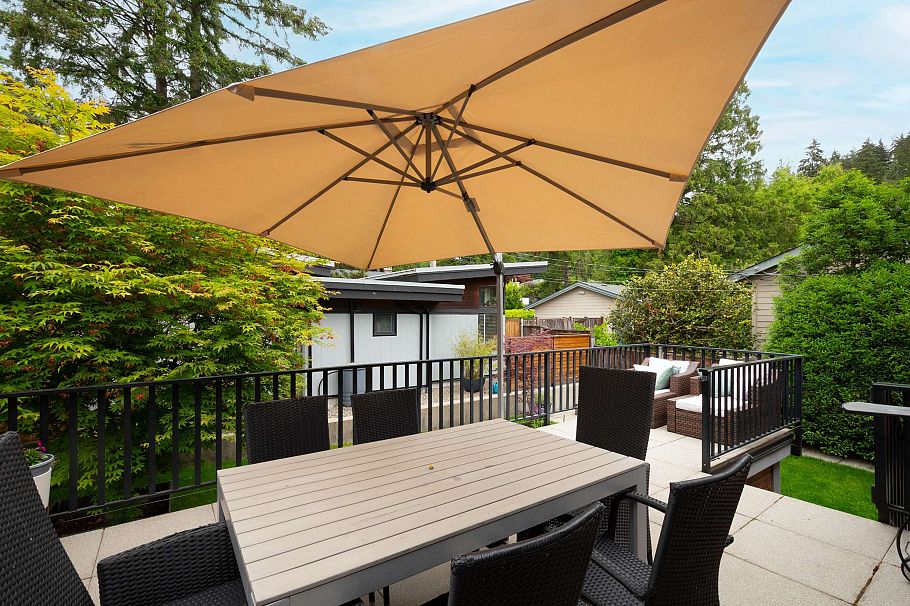 328 E 22nd Street North Vancouver, BC - 28