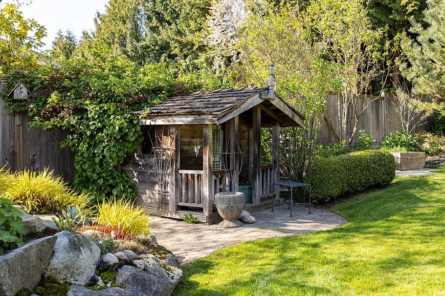 986 Tudor Avenue North Vancouver, BC - 18