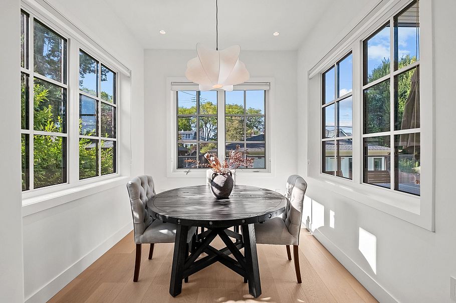 3227 W 35th Avenue Vancouver, BC - 12