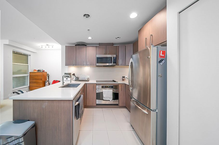 101 5981 Gray Avenue Vancouver, BC - 4