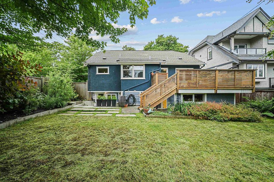 1556 Kamloops Street Vancouver, BC - 34